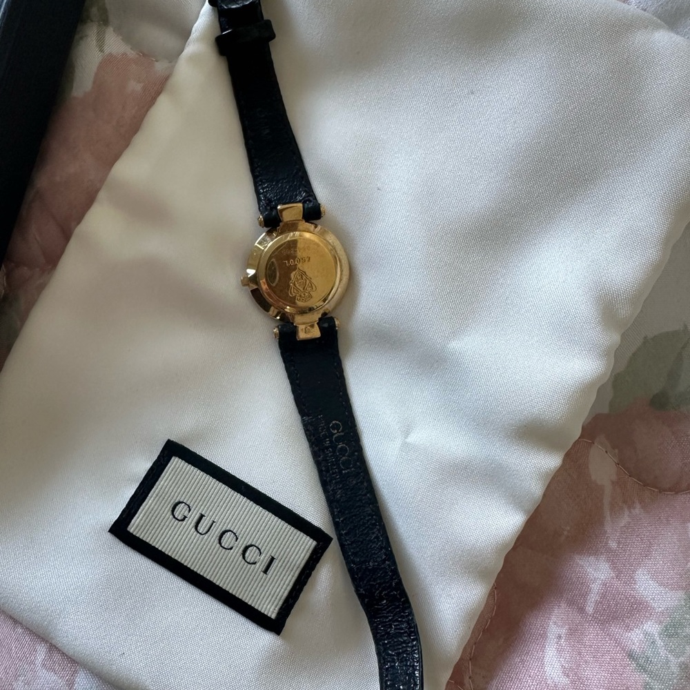 Gucci Black Women's Watch - Picture 3 of 7